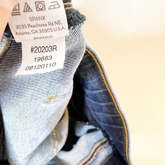 Spanx Womens Blue Medium Wash Distressed Pull On Denim Skinny Jeans Size S - Picture 5 of 7